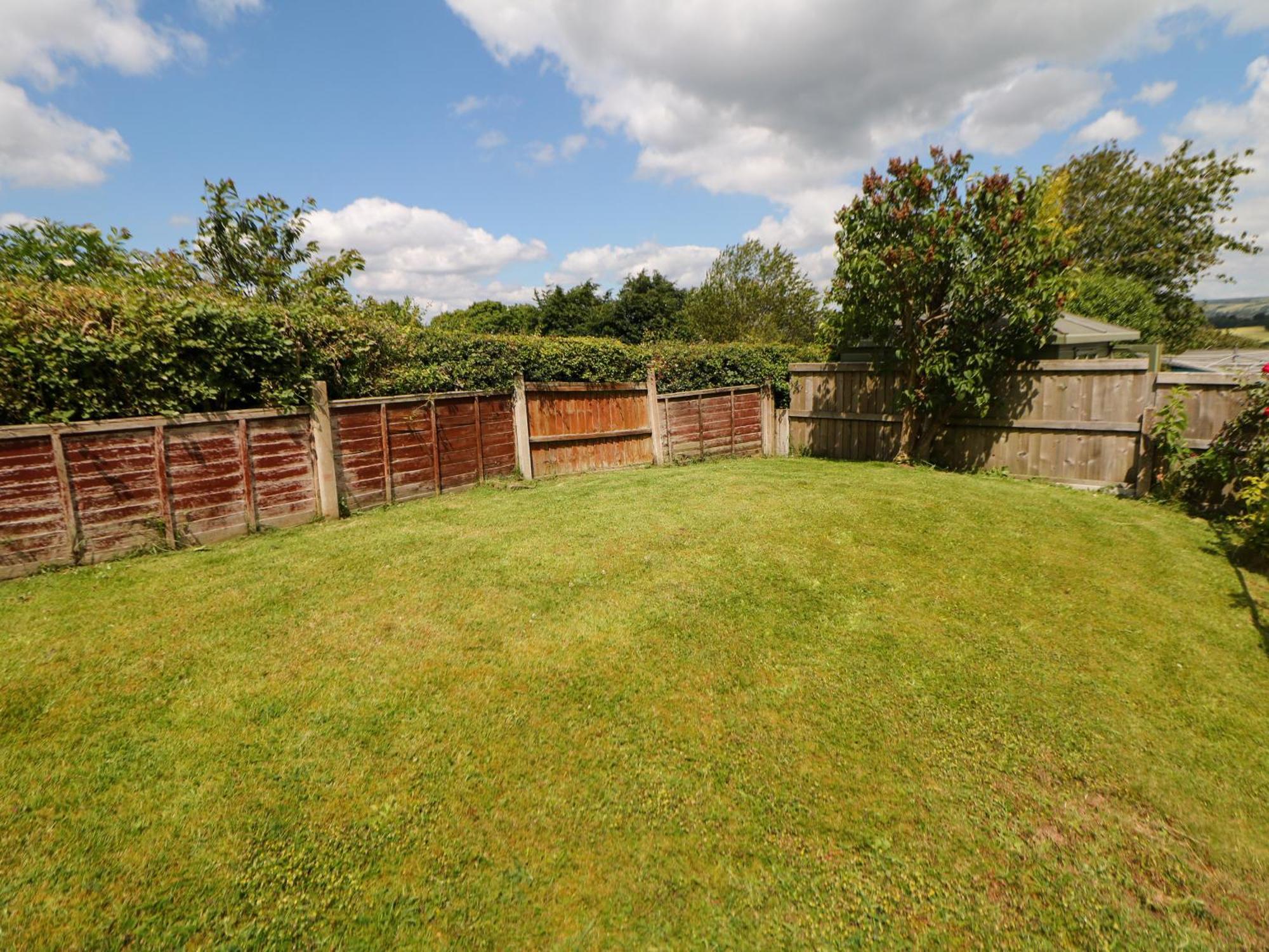 Basford View Villa Cheddleton Exterior foto