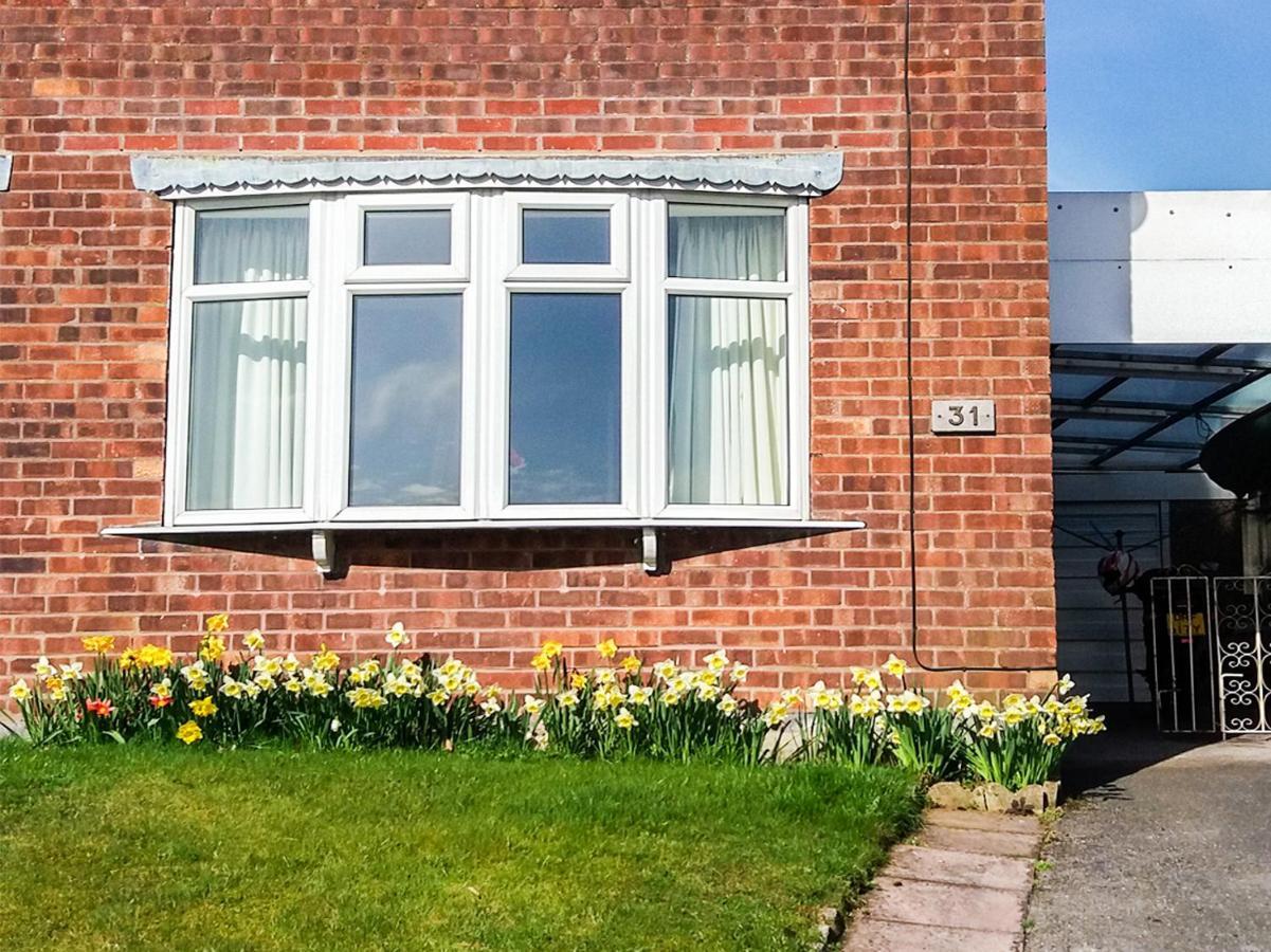Basford View Villa Cheddleton Exterior foto